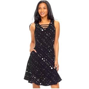 Womens size Medium Apt 9 black Jacquard Fit and Flare Dress NWT